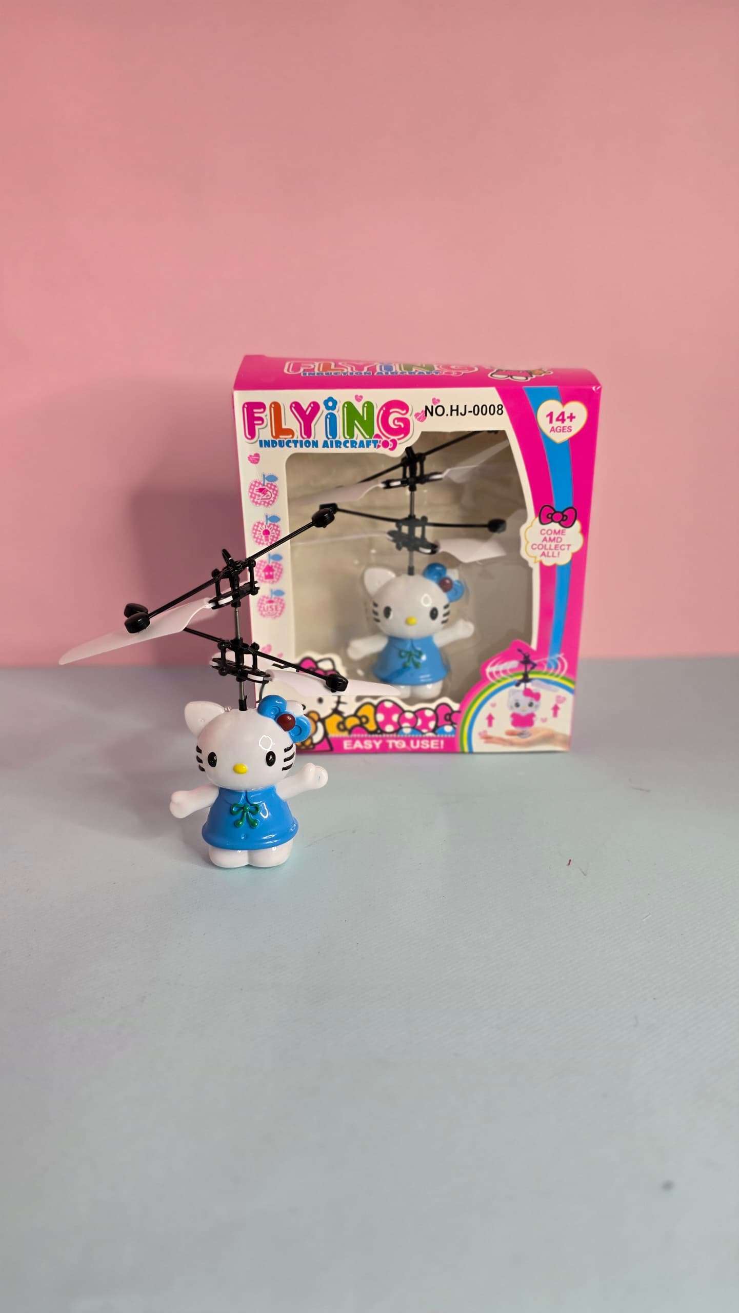 اسباب بازی هلی کوپتر پروازی سنسور دار طرح کیتی